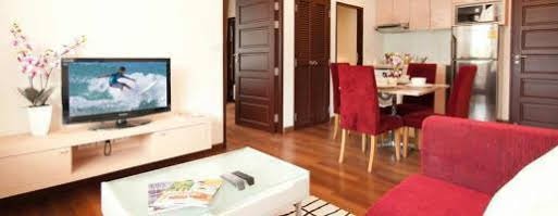 Тхаланг: D Varee Residence Patong