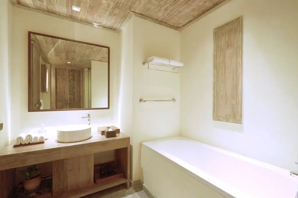 Пхукет: Dinso Resort (SHA Plus+)