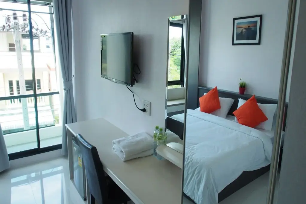 Районг: Kawana Hotel