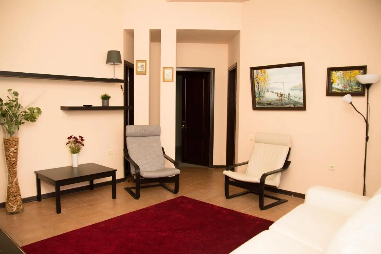 Ростов-на-Дону: LoyaL guest house