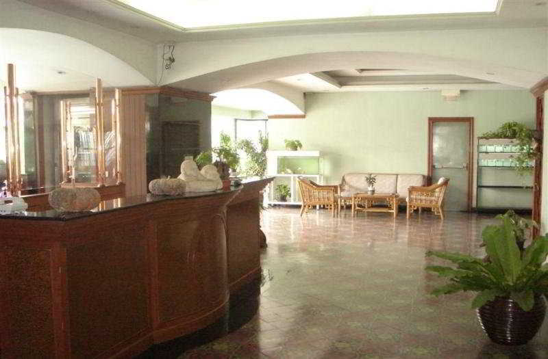 Бангкок: SalaDang Place