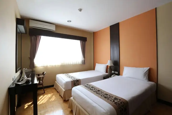 Сирача: J-Town Serviced Apartments