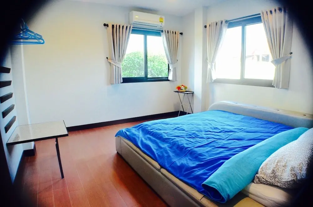 Бангкок: 3 Bedroom House @Skytrain