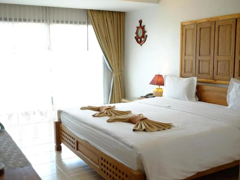 Паттайя: Harmony Inn
