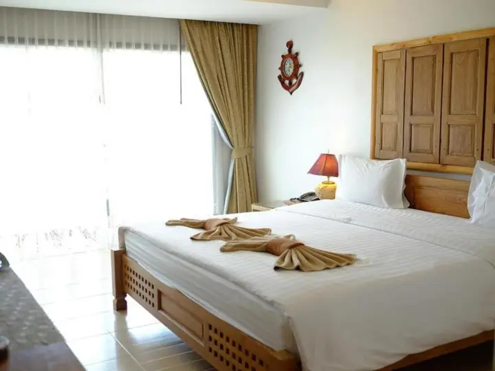 Паттайя: Harmony Inn