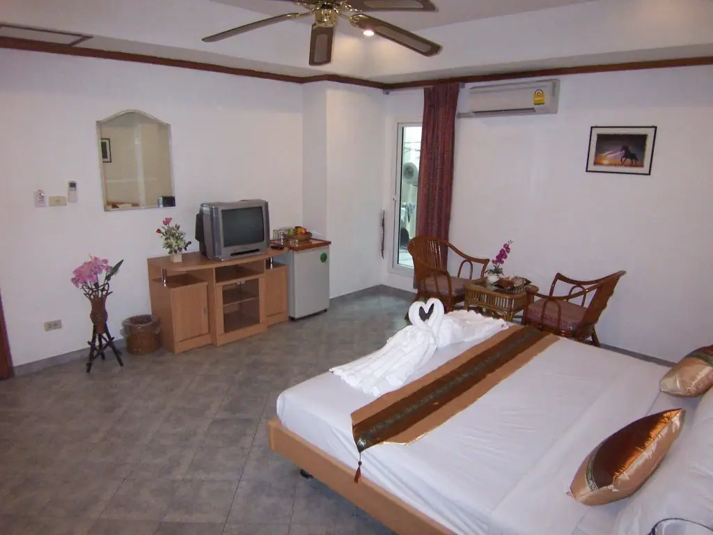 Кату: Hotel Orchid Residence
