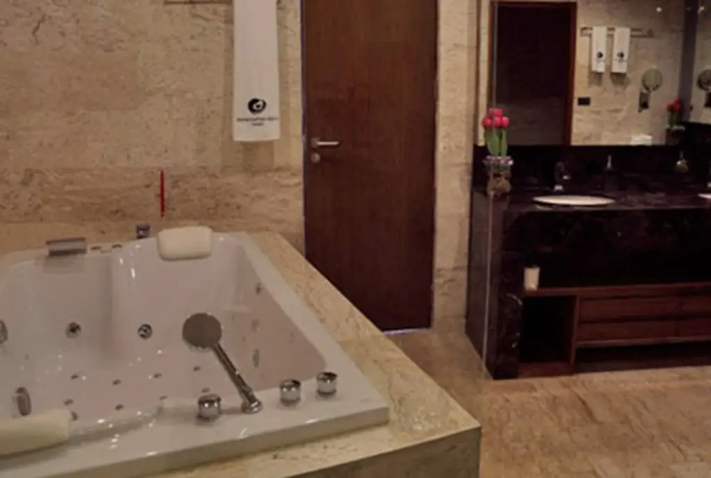 Тхаланг: Koi Signature Villa