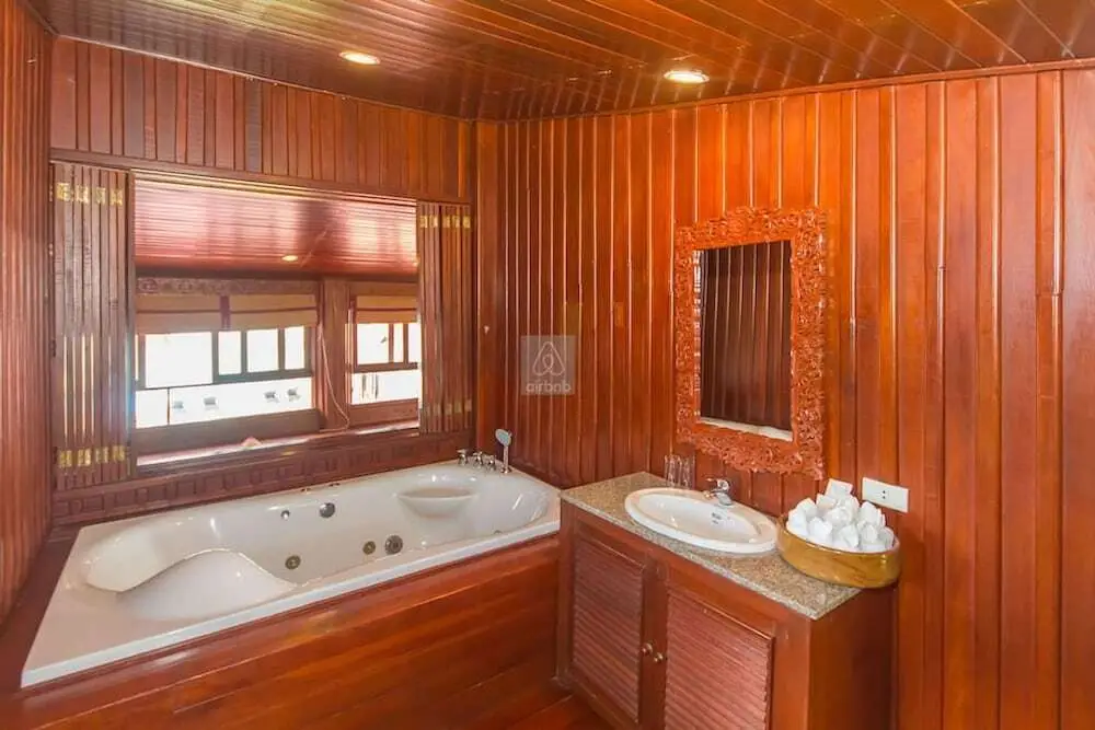 Самуи: 5BR Beachfront Villa Bangrak