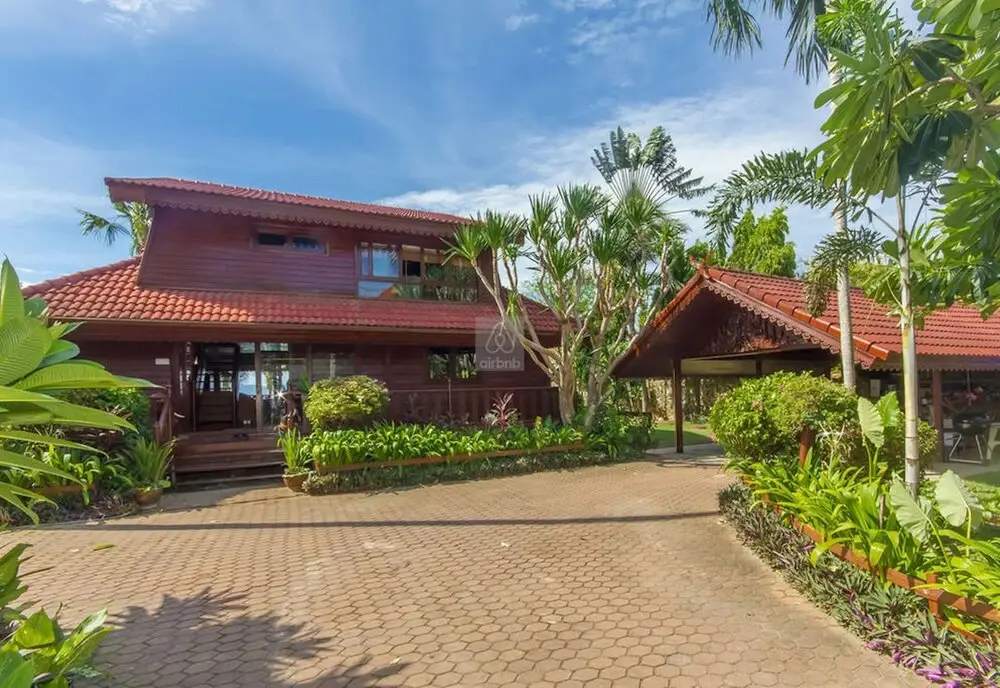 Самуи: 5BR Beachfront Villa Bangrak