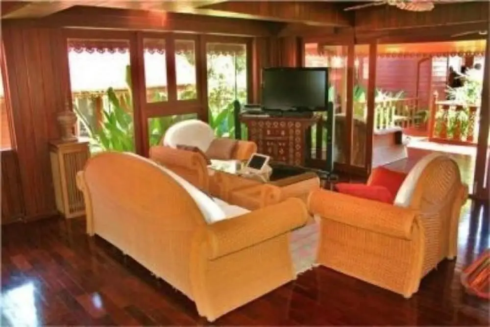 Самуи: 5BR Beachfront Villa Bangrak