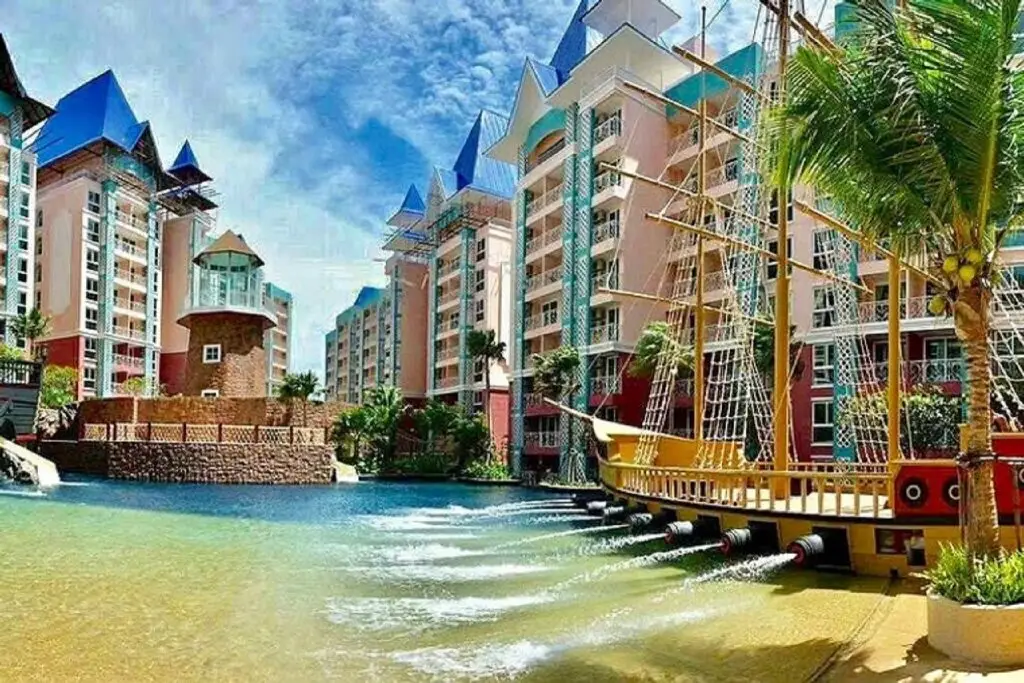 Паттайя: Grande Caribbean Condo by Somphong