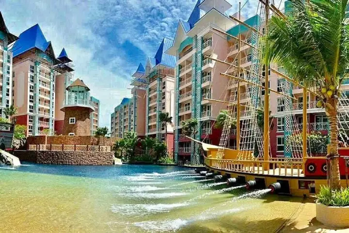 Паттайя: Grande Caribbean Condo by Somphong