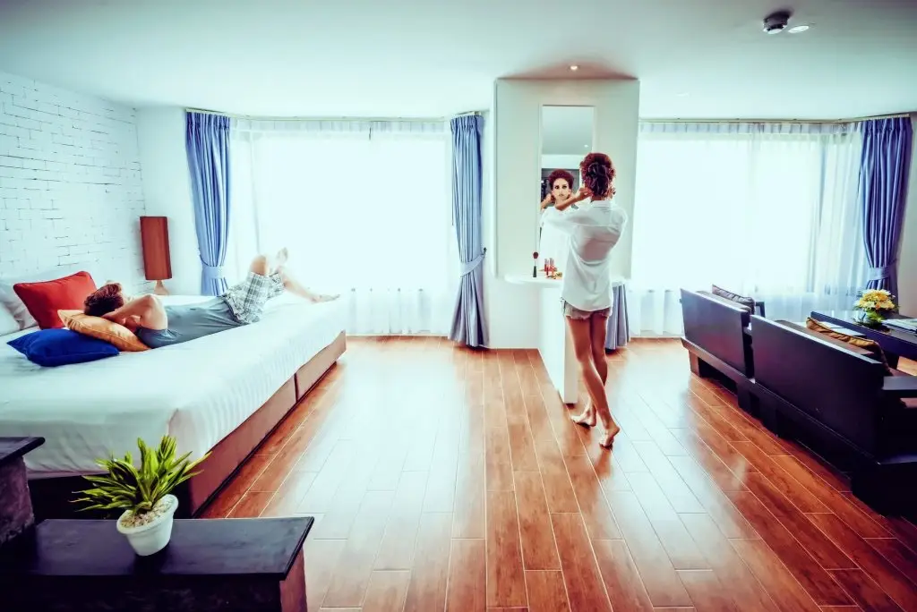 Кату: Raha Grand Hotel