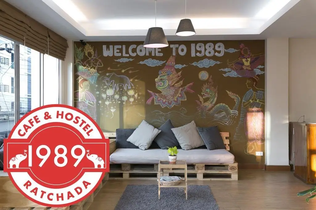 Small Space Cafe and Hostel — фото 1