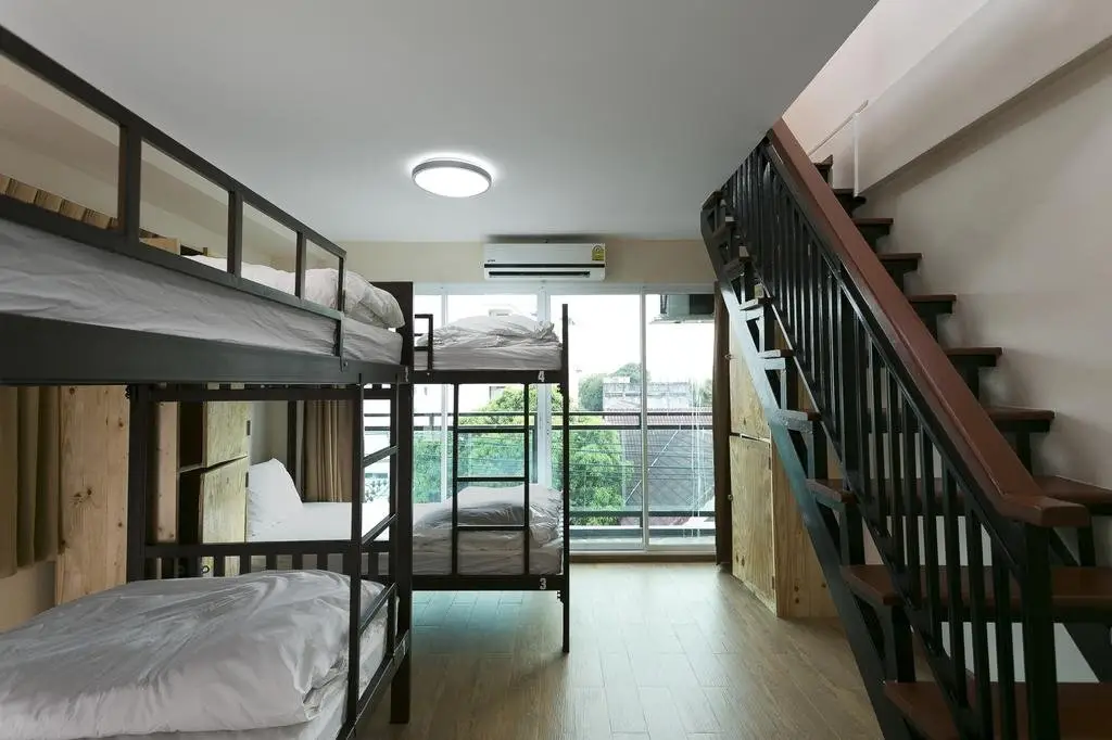 Бангкок: Small Space Cafe and Hostel