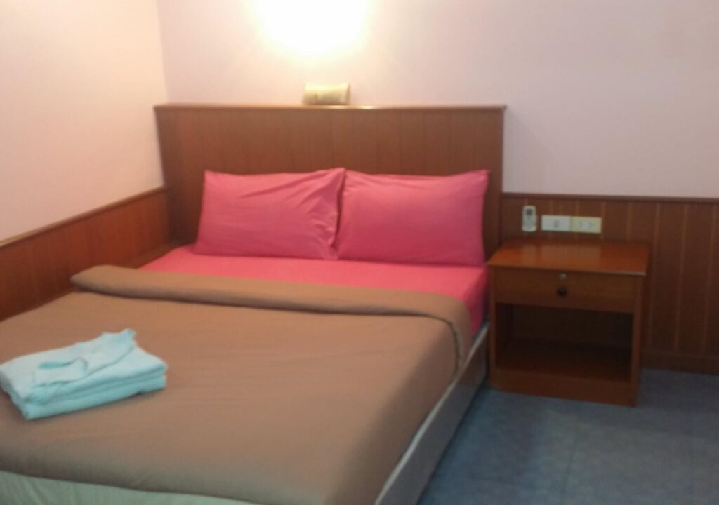 Чаам: Aaron Hotel Cha-am