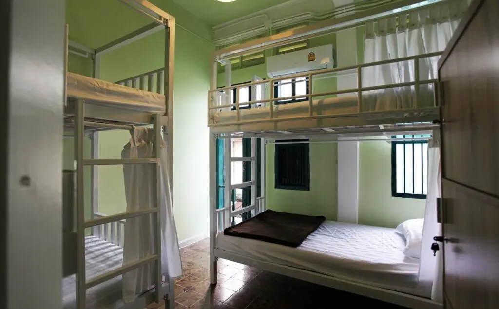 Бангкок: Baan Talat Phlu - Hostel