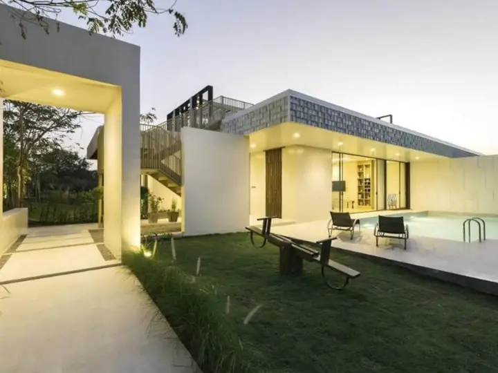 Кханонгпхра: Civilai Hill Khao Yai