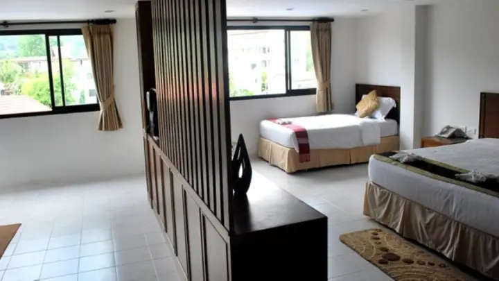 Кату: J House Phuket