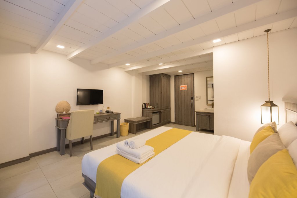Чиангмай: B2 Riverside Premier Resort