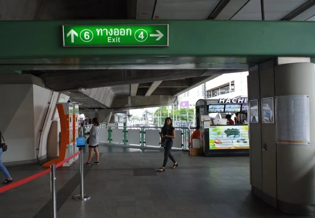 Бангкок: LiveitUp Asok Hostel