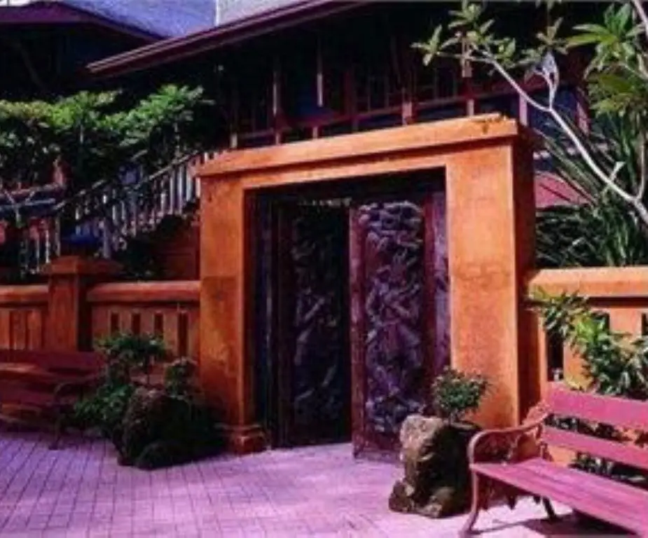 Бангкок: The Baan Thai Wellness Retreat