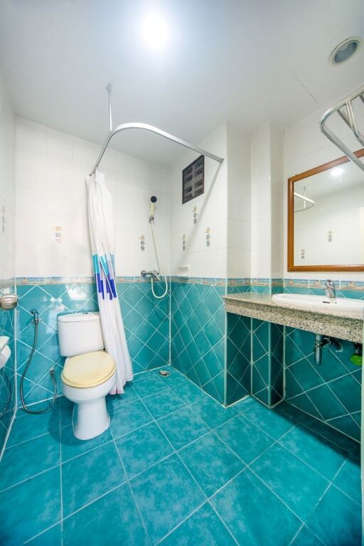Кату: Dee Viking Hotel Patong