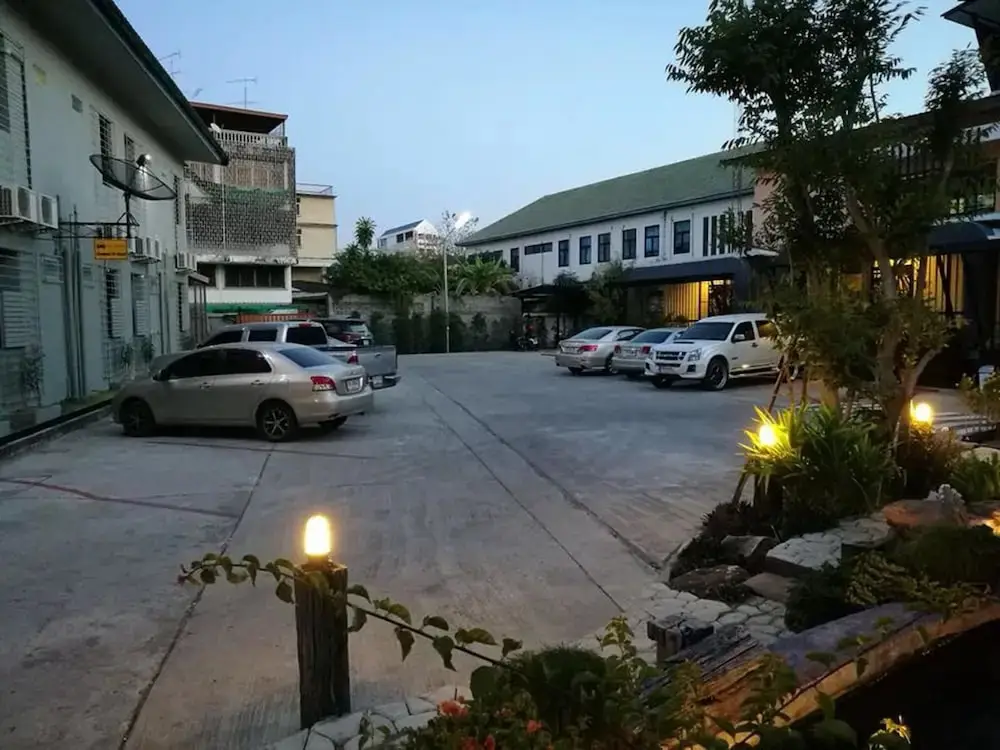 Сисакет: T4 Hotel Sisaket