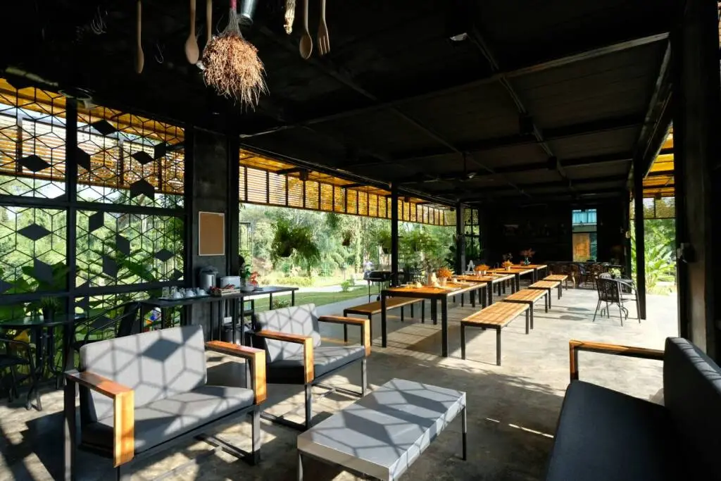 Тгонг-Фа-Фум: Baan Rai Darun Home Stay and Scenery Raft