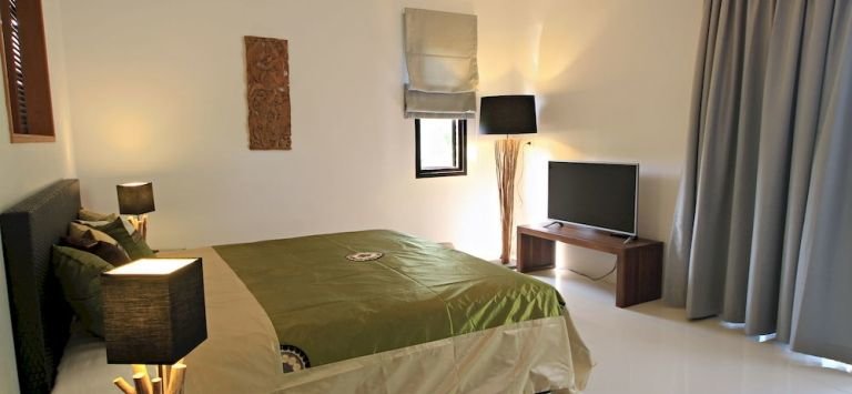 Самуи: Amalouce Resort Koh Samui