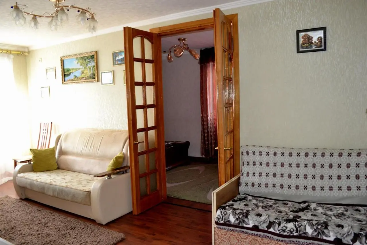 Шахты: Apartamenty na Prospekte Pobeda Revolutsii 99