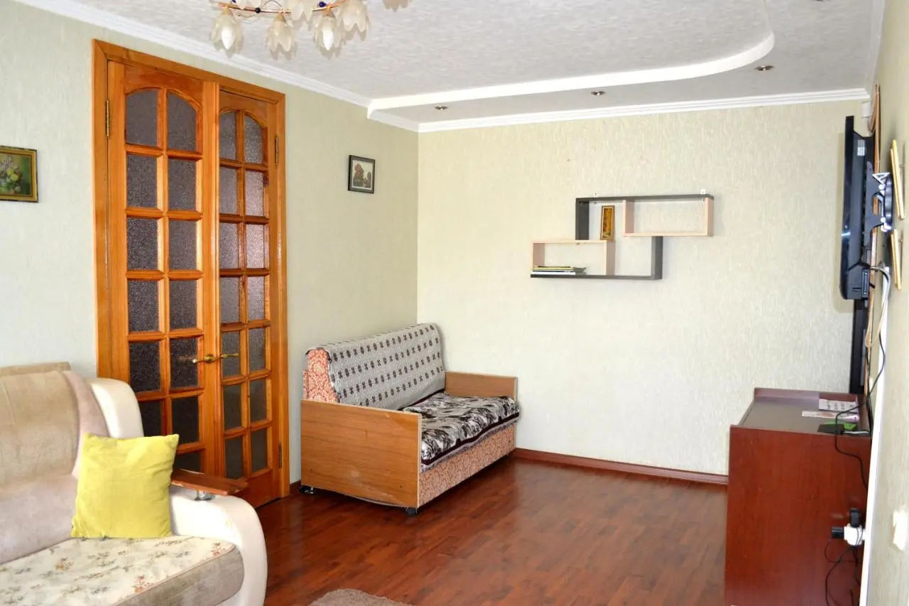 Шахты: Apartamenty na Prospekte Pobeda Revolutsii 99