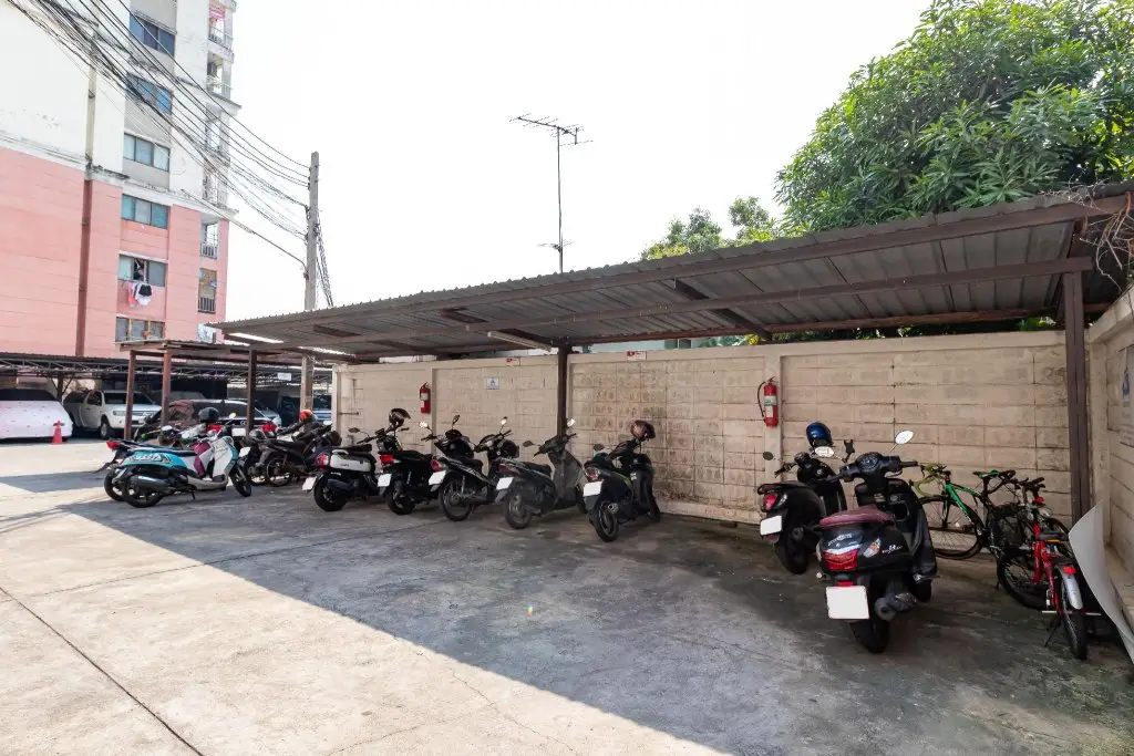 Бангкок: Grannylla Residence Charoenkrung