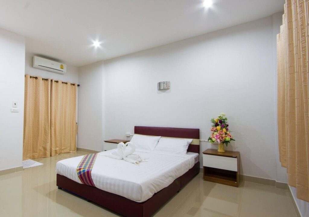 Каласин: Tong Tin Tat Residence View