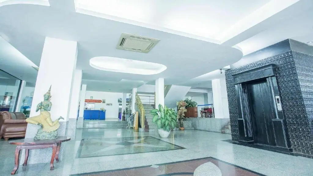 Маха Сарахам: Vasu Hotel Mahasarakham