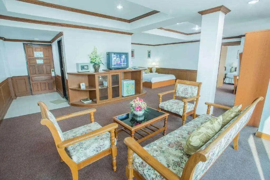 Маха Сарахам: Vasu Hotel Mahasarakham