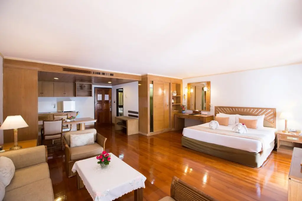Мэхонгсон: Imperial Hotel
