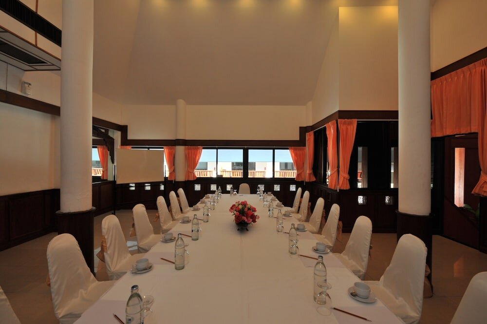 Сам-Рои-Йот: Privacy Beach Resort & Spa