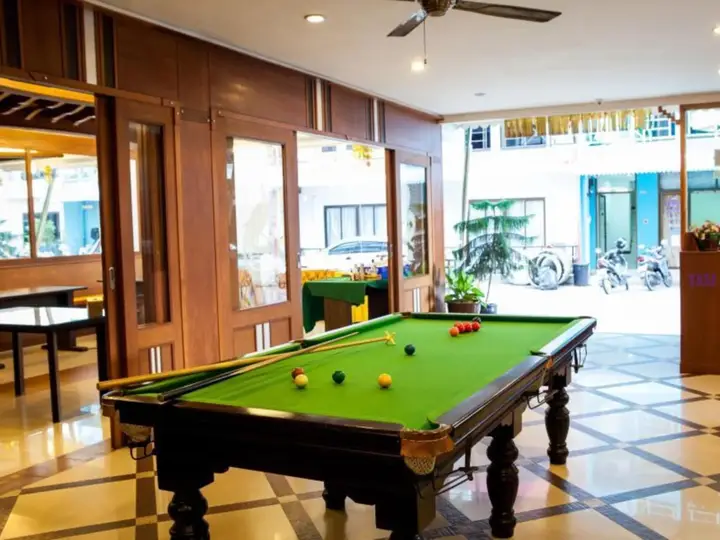 Кату: Maelarn Hotel
