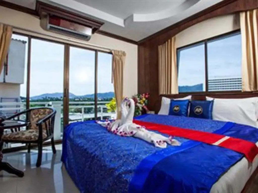 Кату: Maelarn Hotel
