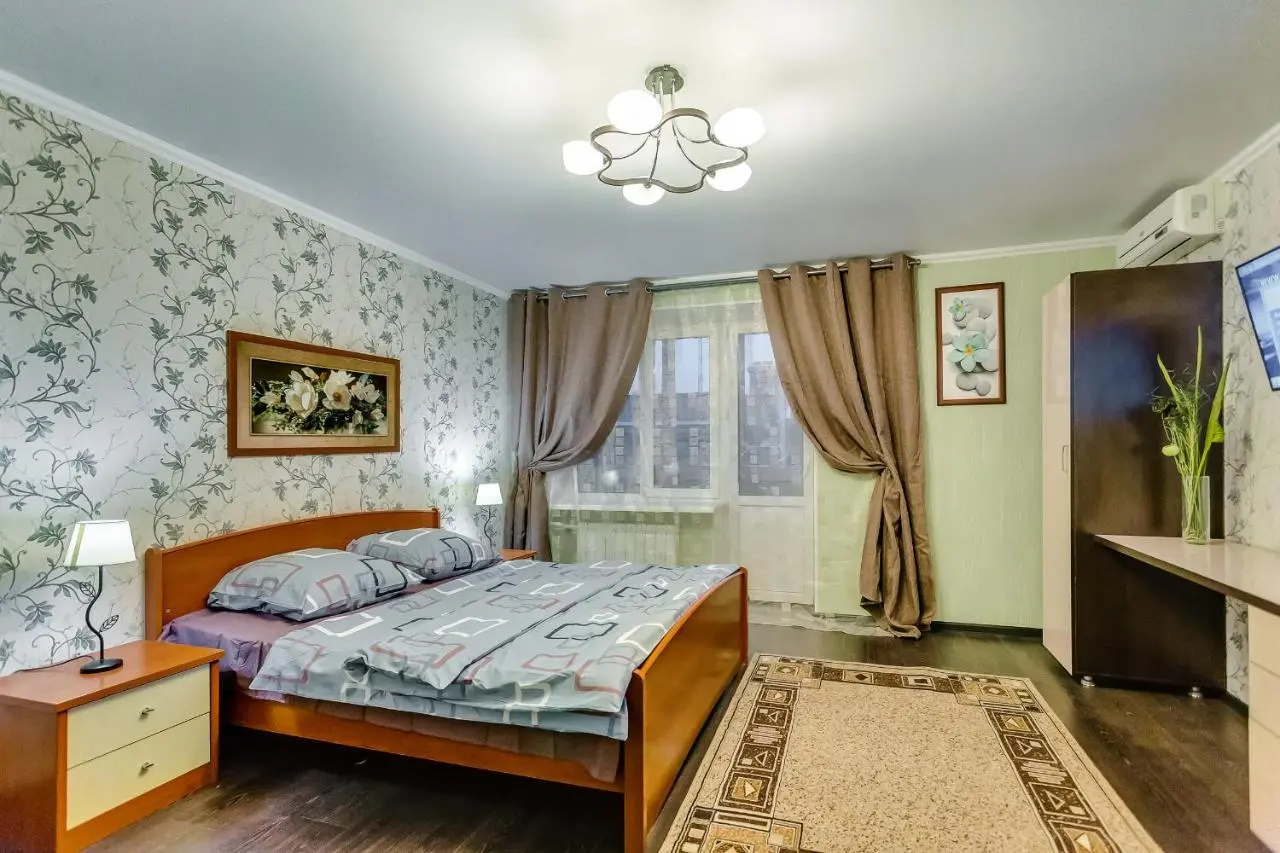 Ростов-на-Дону: Apartament on Filimonovskaya (#6)