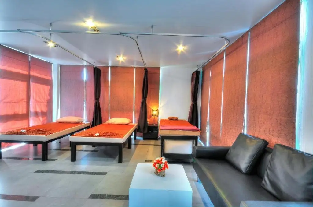 Бангкок: BS Premier Airport Hotel