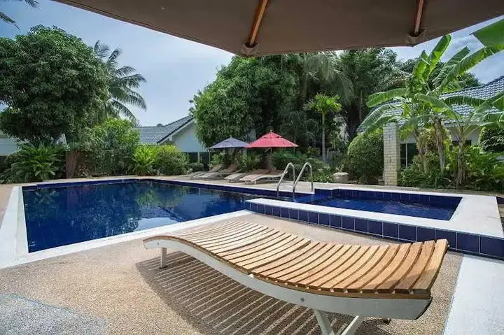 Муанг: Baan Nueng Kata