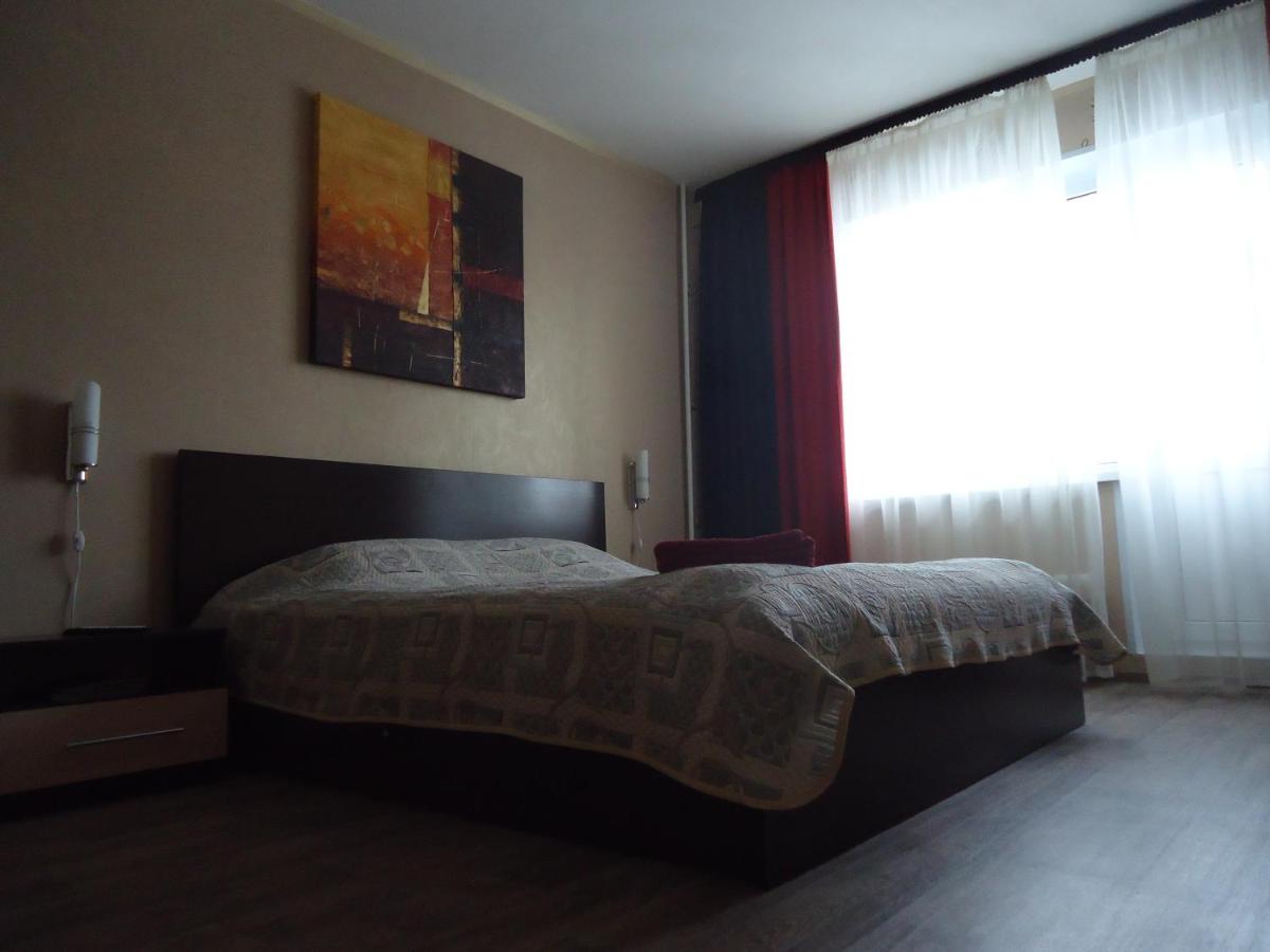 Волгодонск: Apartments on Gagarina 9
