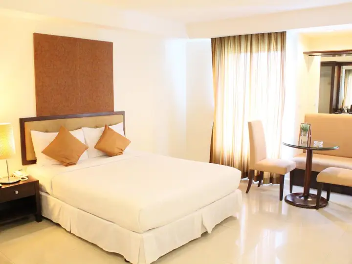Бангкок: Romance Hotel Bangna (SHA Extra Plus)
