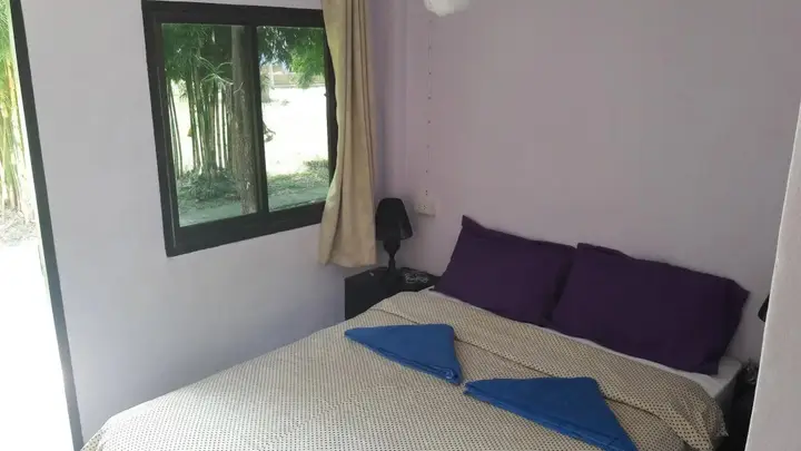 Паи: Purple Monkey Backpackers