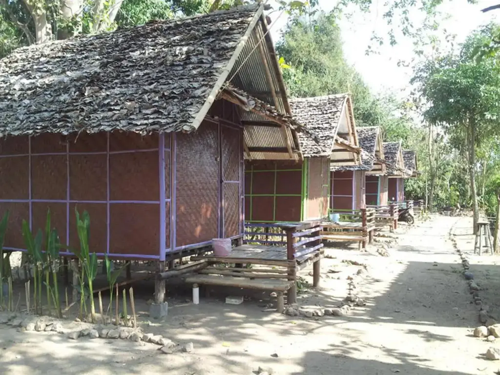 Паи: Purple Monkey Backpackers
