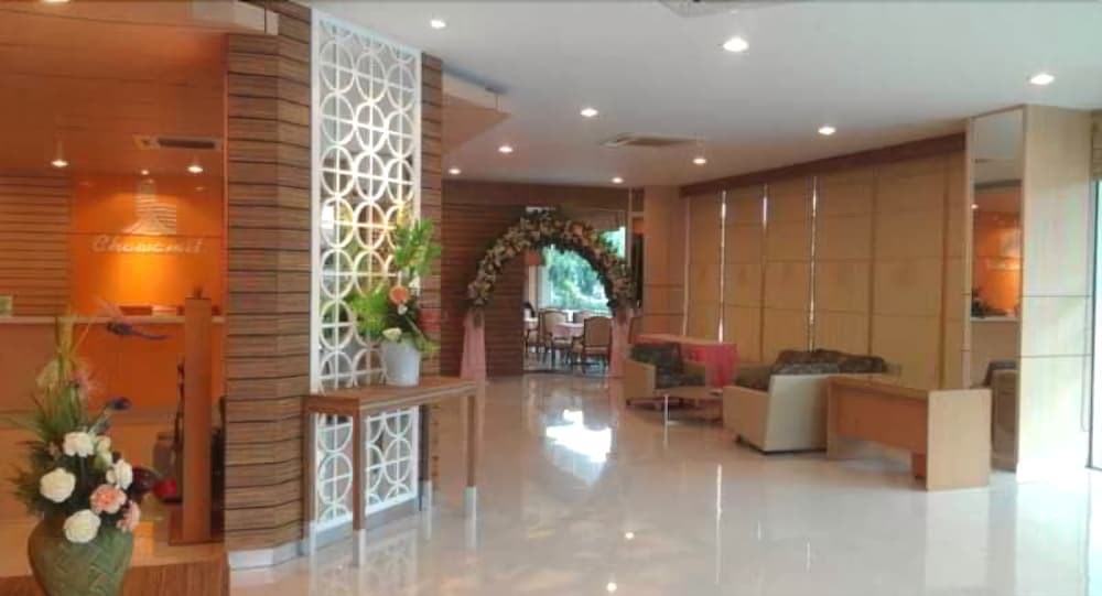 Бангкок: Chawamit Residence Bangkok