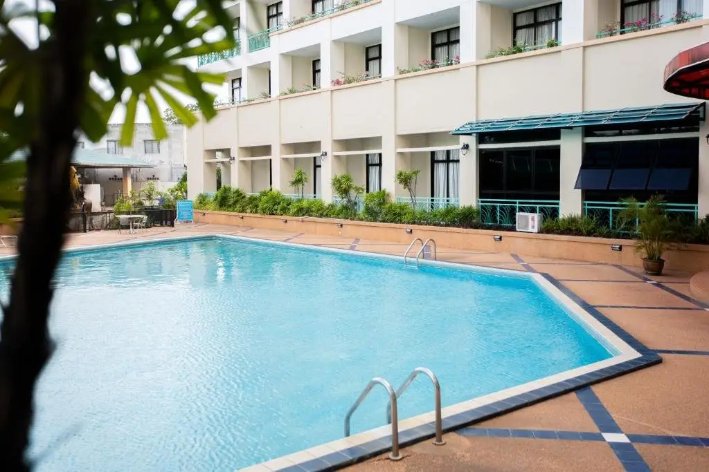 Сурин: Surin Majestic Hotel