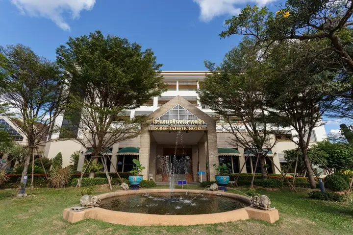 Сурин: Surin Majestic Hotel